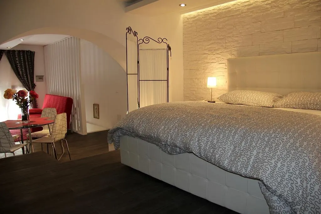Katana Apartments Κατάνια